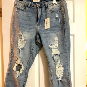 Just blue distressed jeans